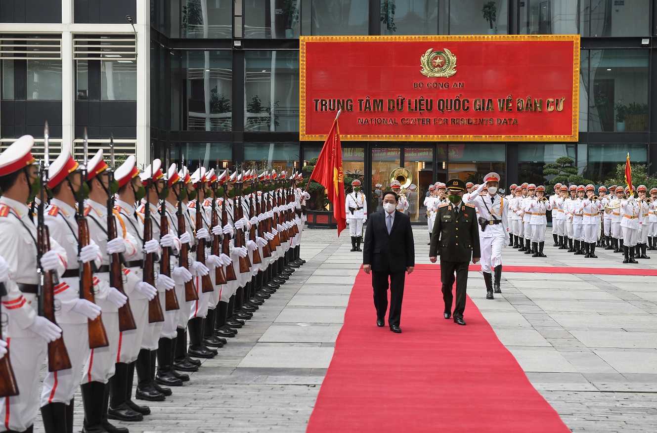 Thủ tướng Phạm Minh Chính duyệt Đội danh dự CAND