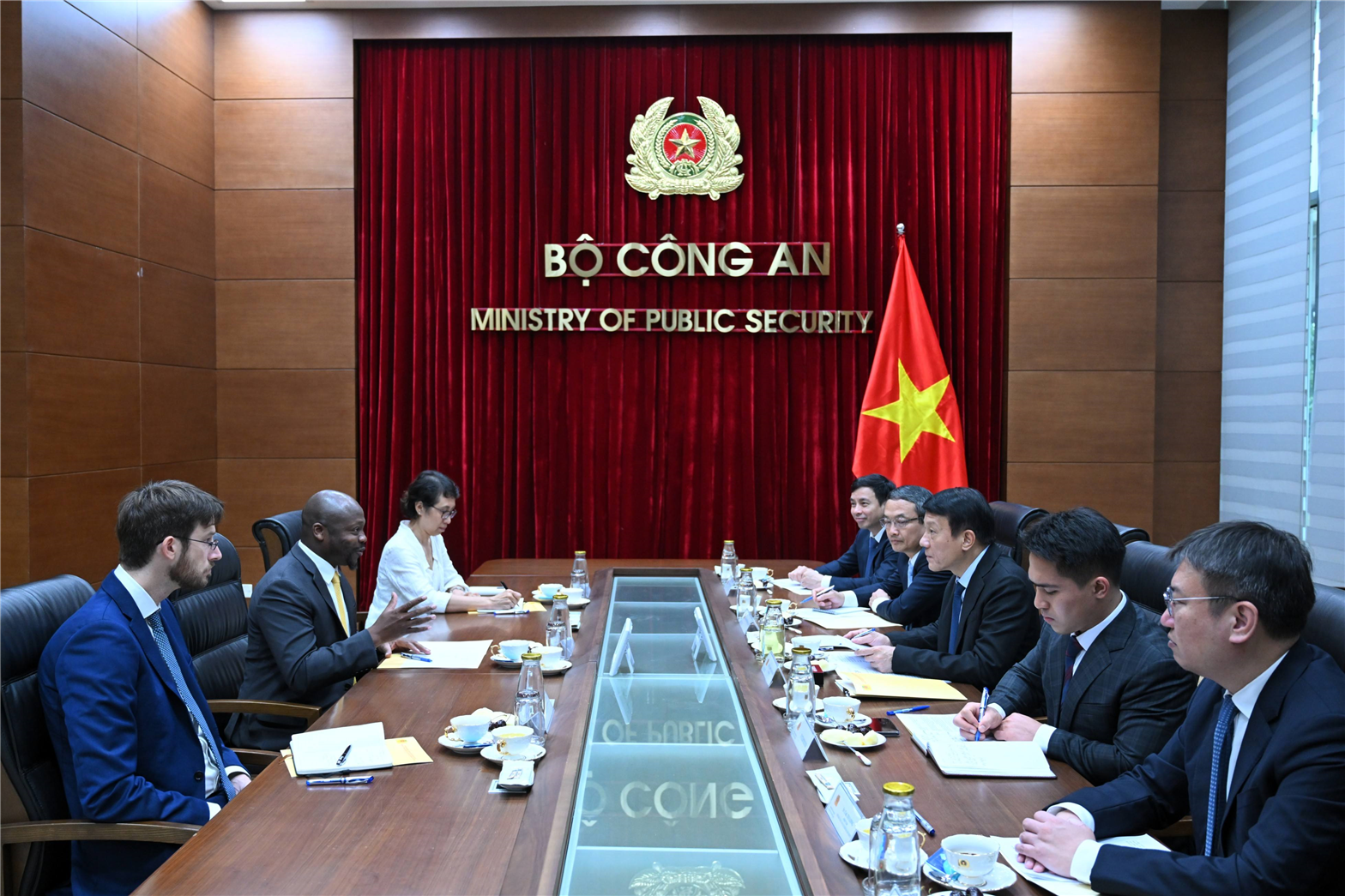 Quang cảnh buổi tiếp.