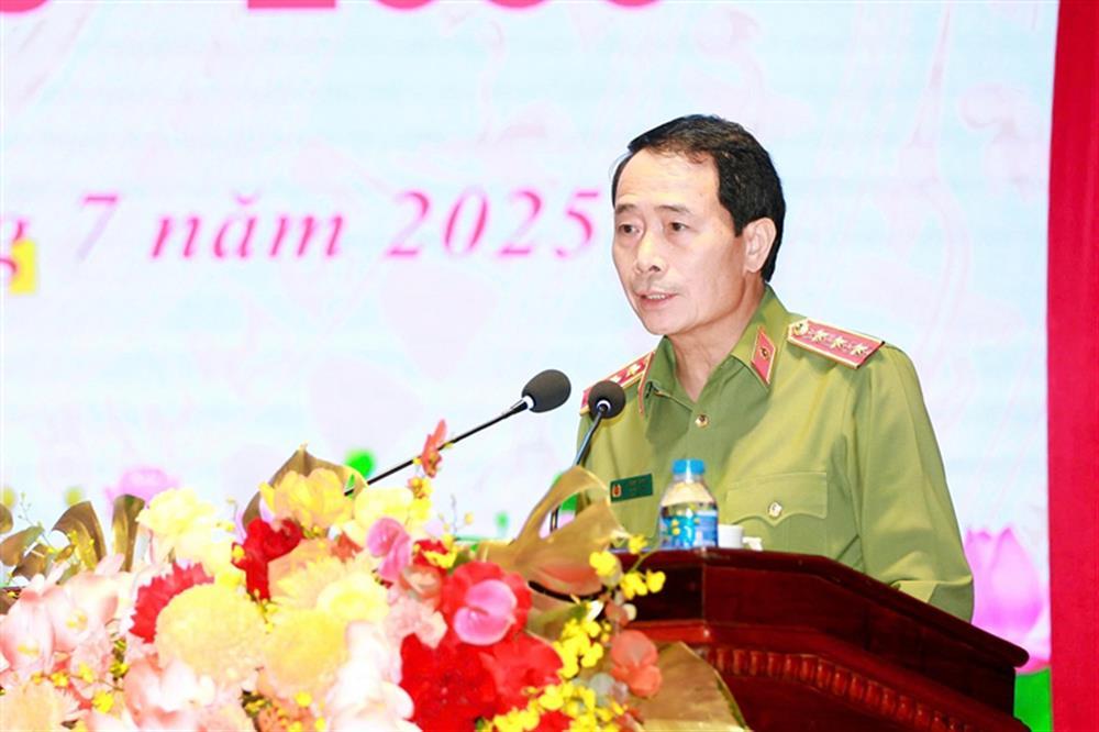 Thứ trưởng Lê Quôc Hùng phát biểu chỉ đạo Đại hội.