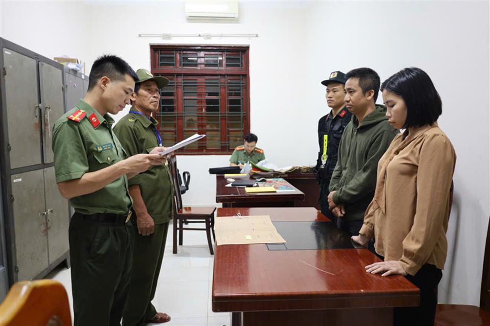 Cơ quan An ninh điều tra Công an tỉnh Lạng Sơn đã ra quyết định khởi tố, bắt tạm giam đối tượng Phạm Tuấn Phong và Đồng Thị Minh Thắng.