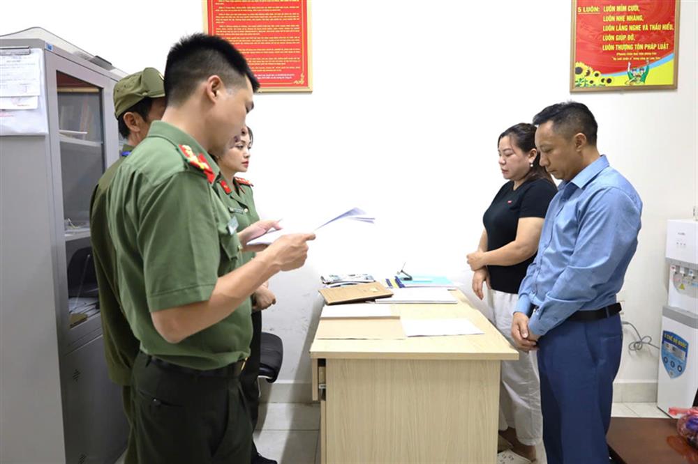 Cơ quan An ninh điều tra Công an tỉnh Lạng Sơn ra quyết định khởi tố, bắt tạm giam đối tượng Nguyễn Đăng Bắc và Tống Thị Hồng Thắm.