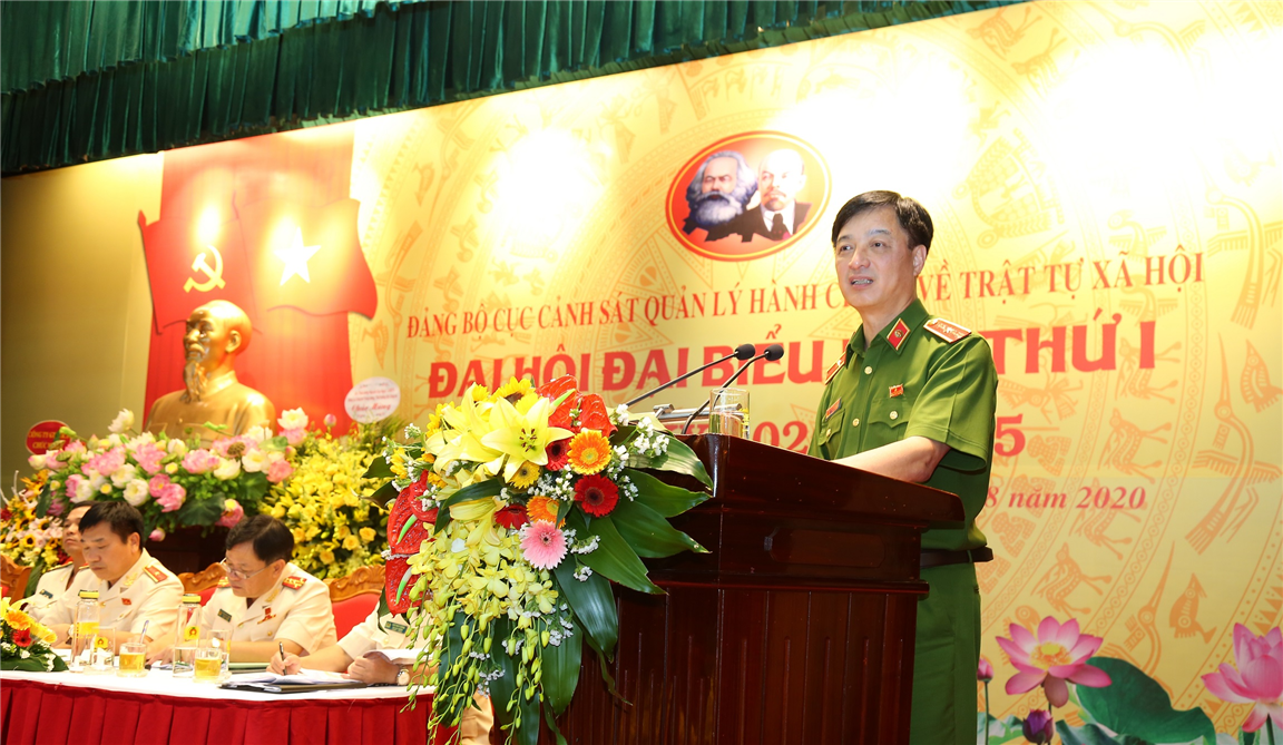 Thứ trưởng Nguyễn Duy Ngọc phát biểu chỉ đạo tại Đại hội.
