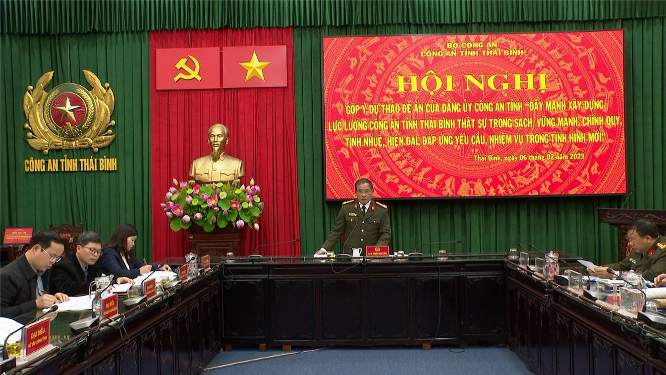 Đại tá Phạm Đình Tâm, Phó Bí thư Đảng ủy, Phó Giám đốc Công an tỉnh Thái Bình chủ trì Hội nghị.