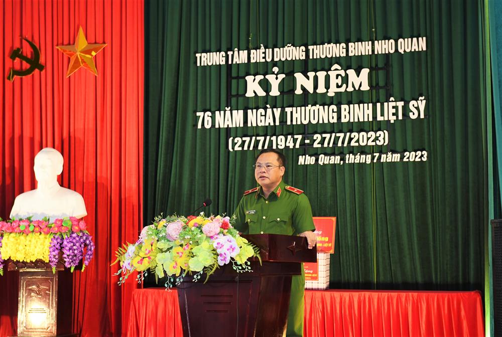 Thứ trưởng Nguyễn Văn Long phát biểu tại buổi đến thăm.