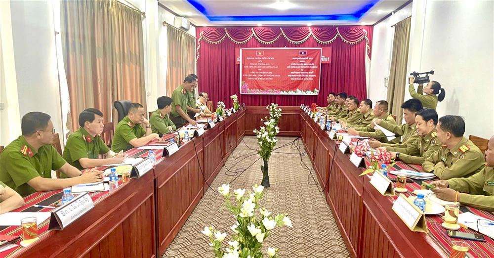 Toàn cảnh Hội đàm.
