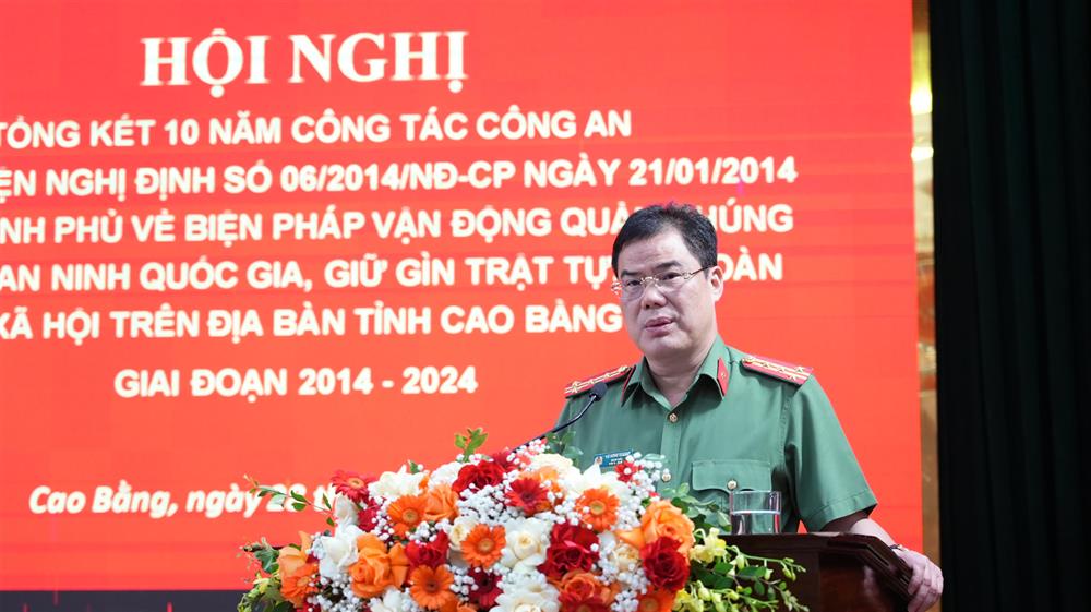 Đại tá Vũ Hồng Quang phát biểu tại Hội nghị.