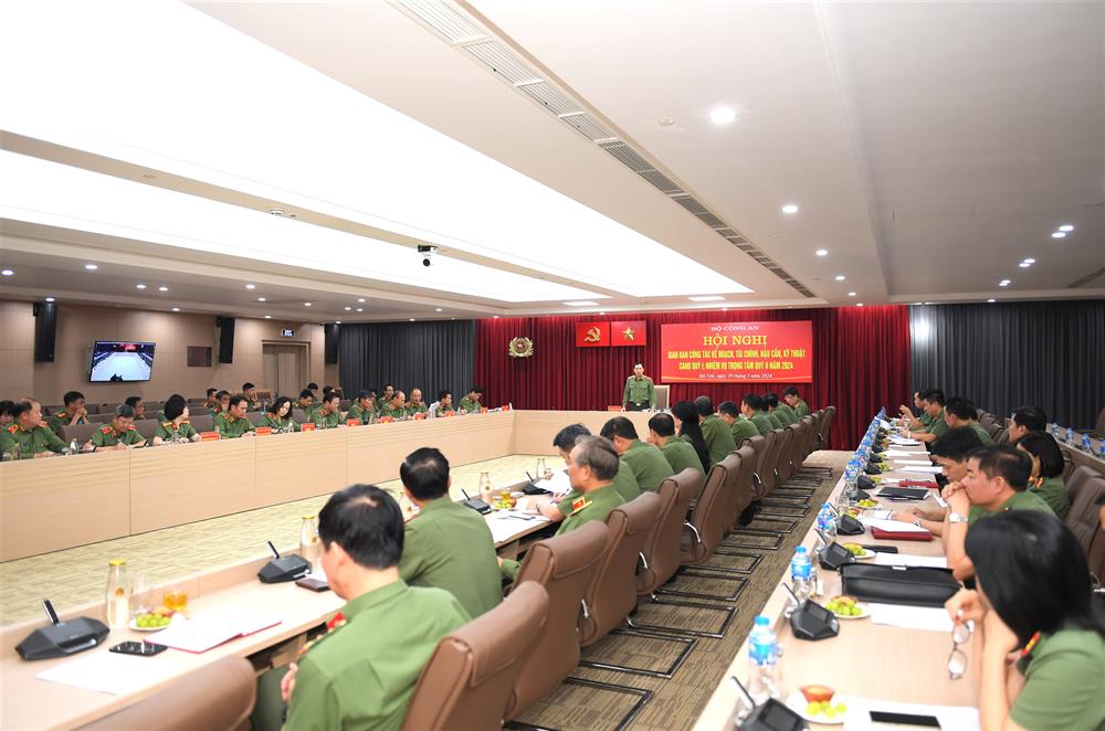 Toàn cảnh Hội nghị.