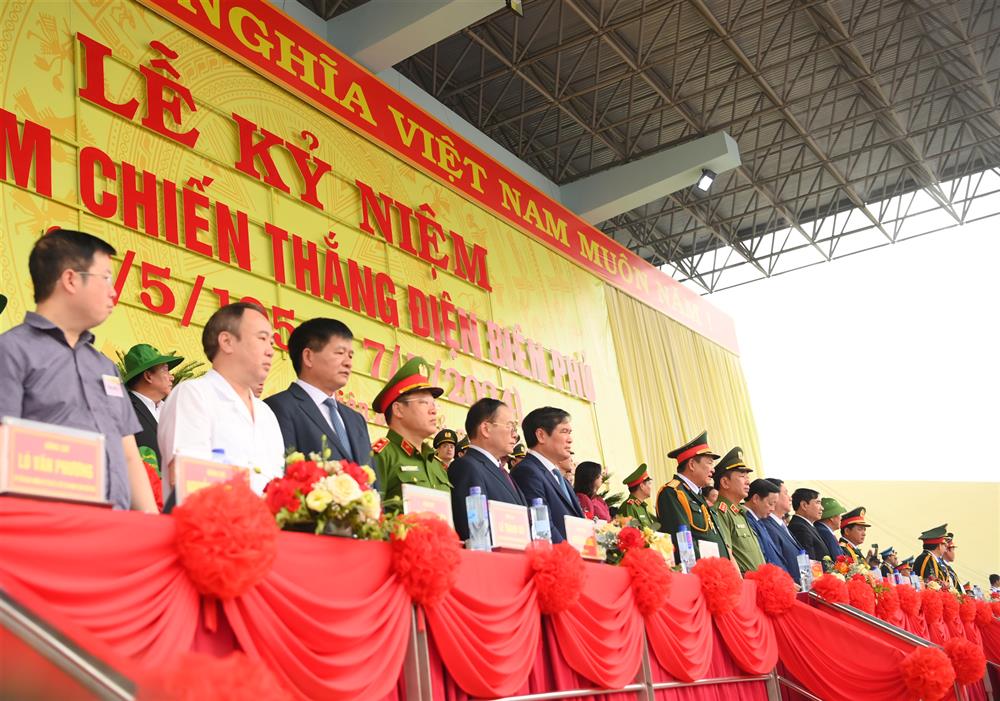 Các đại biểu dự chương trình tổng duyệt.