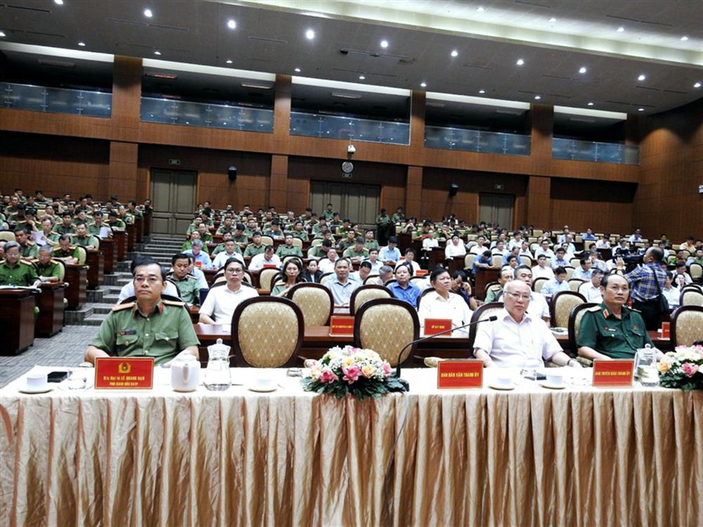 Các đại biểu dự Hội nghị.