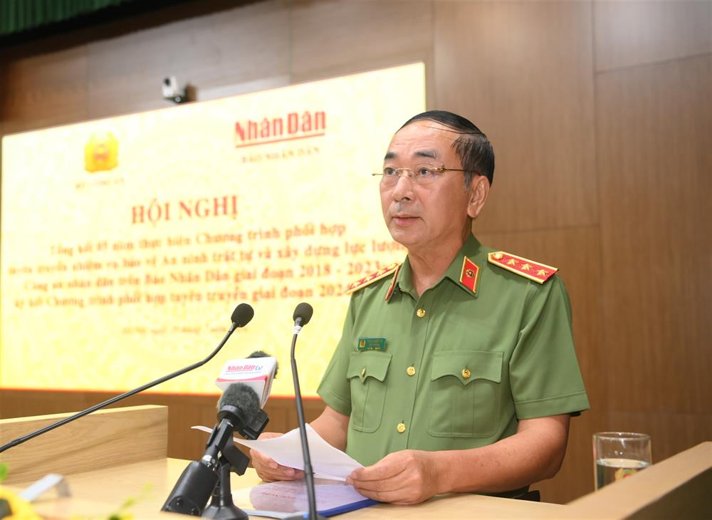 Thứ trưởng