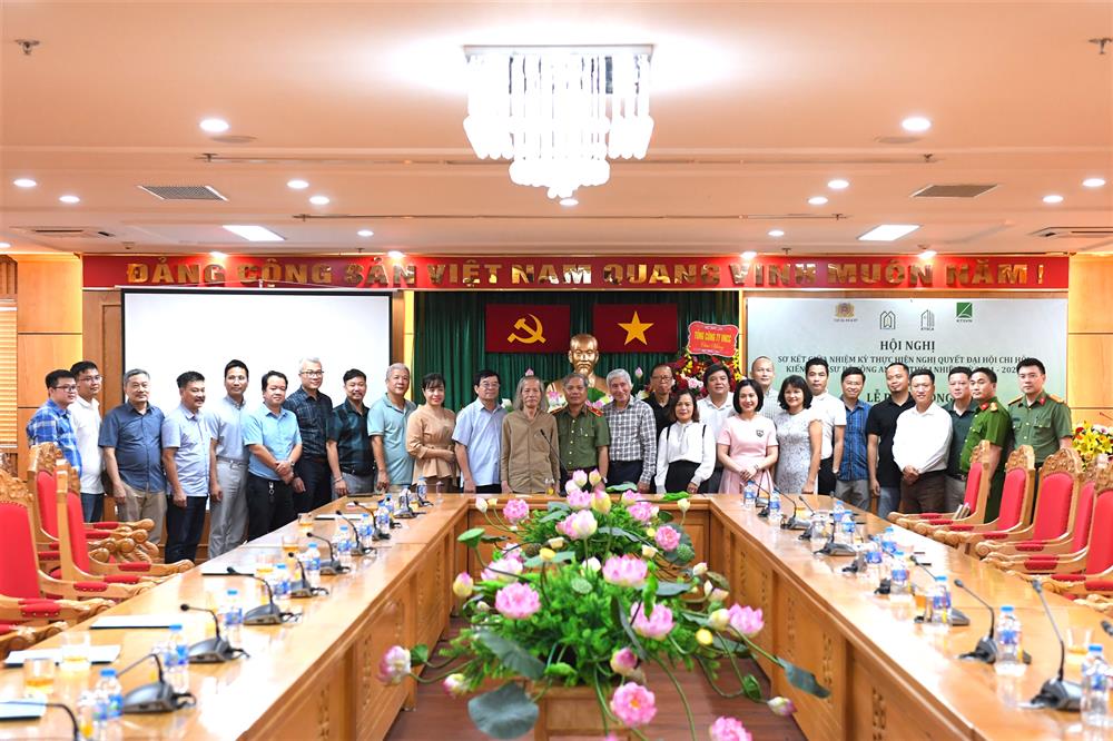 Các đại biểu dự Hội nghị.