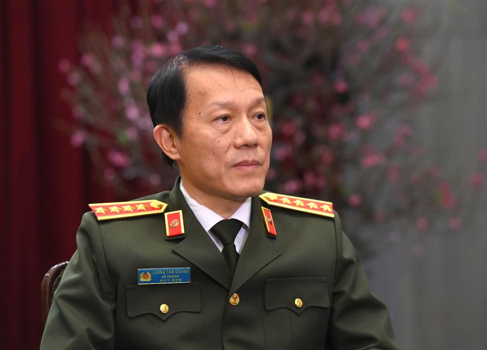 Bộ trưởng Lương Tam Quang.