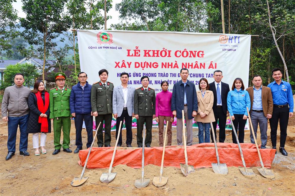 Toàn cảnh Lễ khởi công.