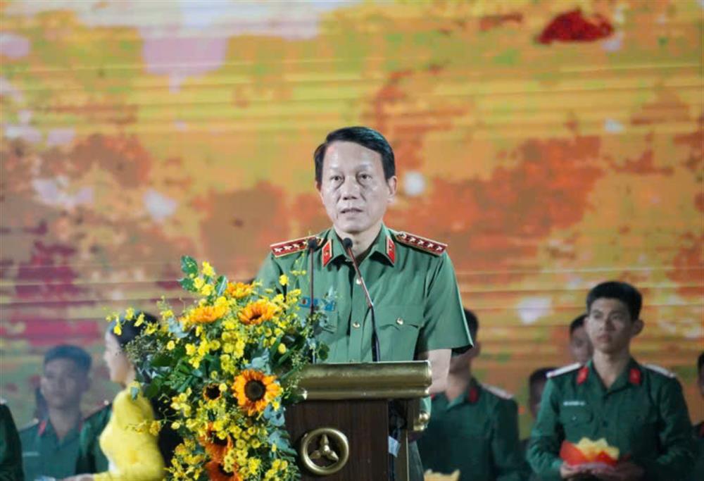 Bộ trưởng Lương Tam Quang phát biểu tri ân tại chương trình.