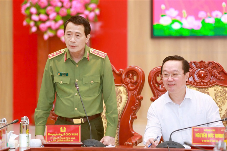 Thứ trưởng Lê Quốc Hùng phát biểu tại Hội nghị.