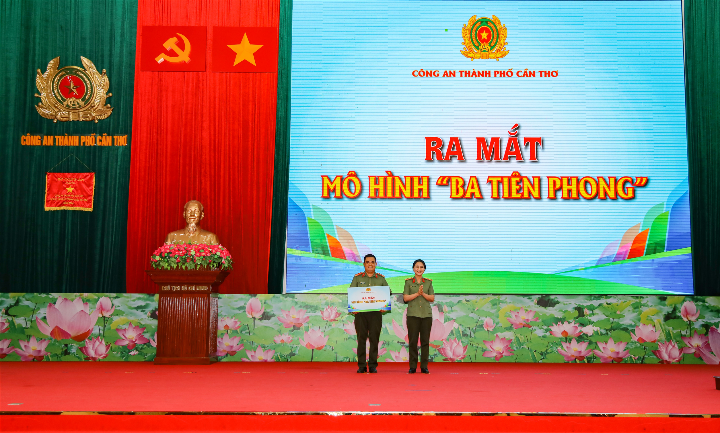 Ra mắt mô hình “Ba tiên phong”.