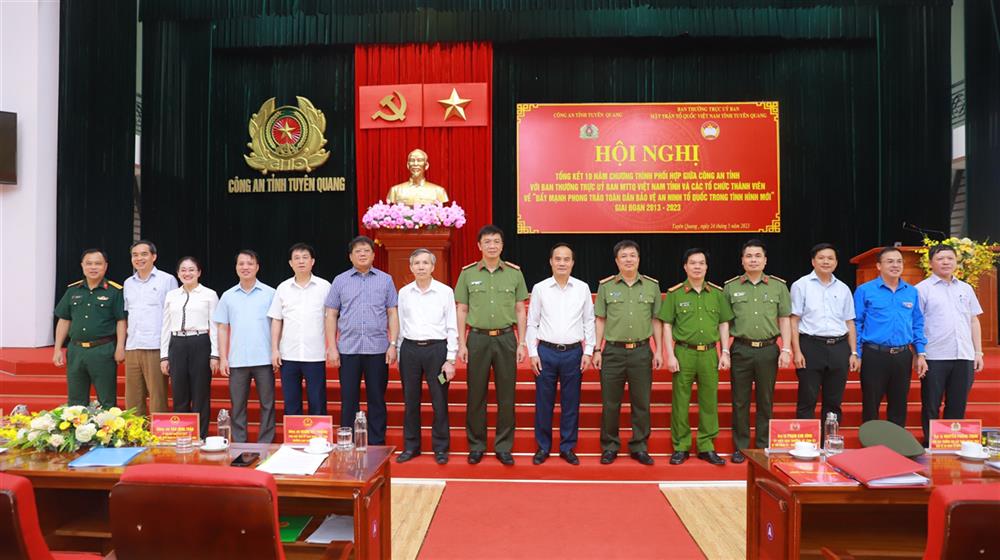 Các đại biểu tham dự Hội nghị.