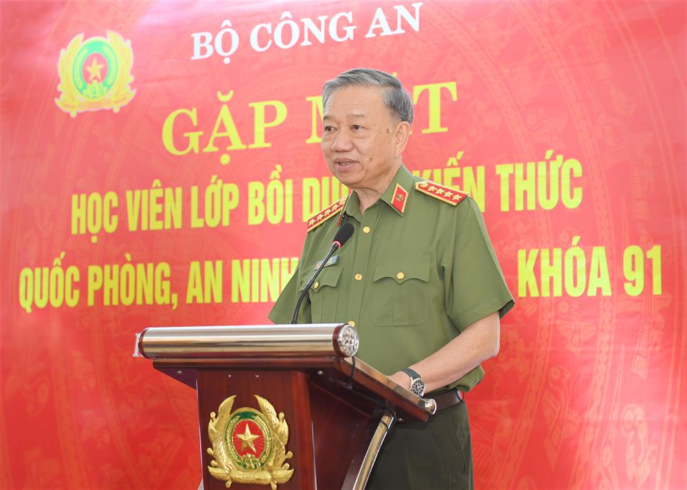Bộ trưởng Tô Lâm phát biểu tại buổi gặp mặt.