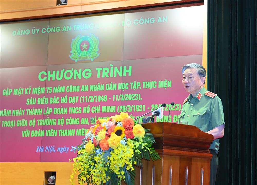 Bộ trưởng Tô Lâm phát biểu tại buổi gặp mặt.