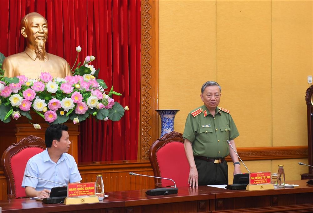 Bộ trưởng Tô Lâm phát biểu tại buổi làm việc.