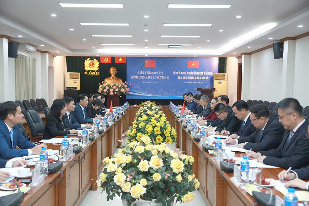Toàn cảnh Hội nghị.