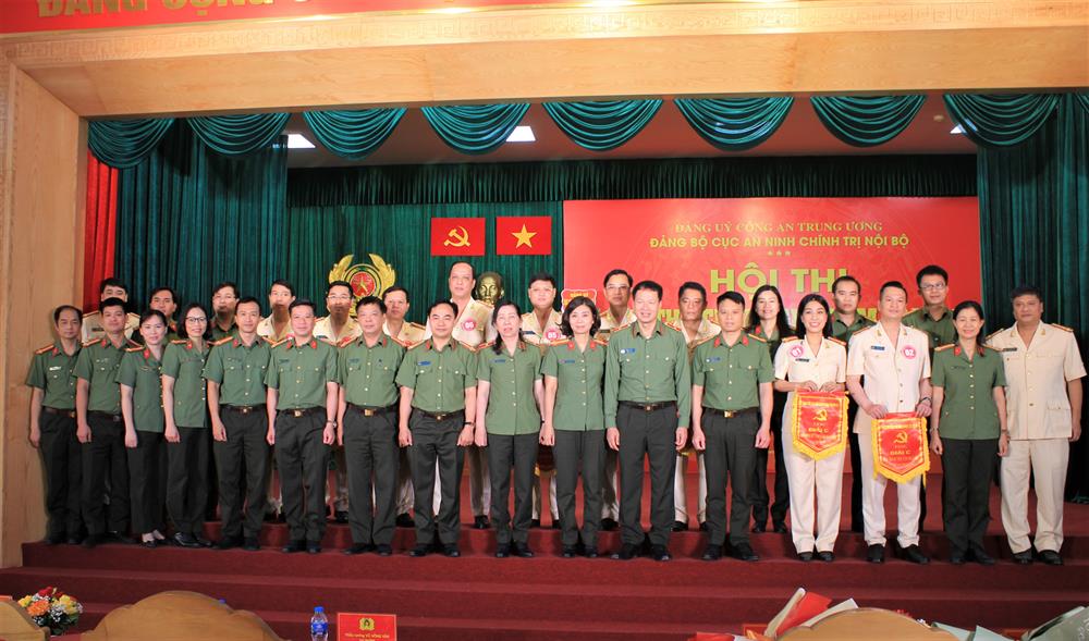 Các đại biểu tại Hội thi.