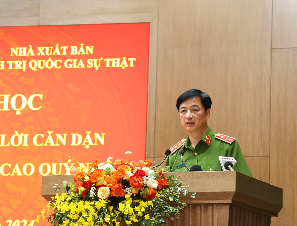 Thứ trưởng Nguyễn Duy Ngọc phát biểu tổng kết Tọa đàm.