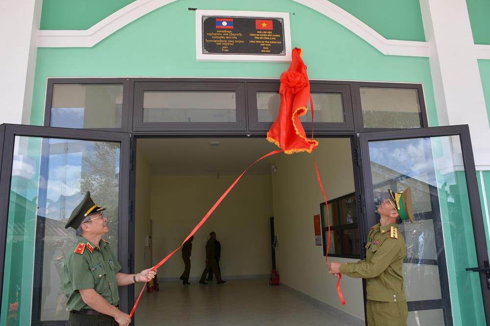 Công trình “Nhà làm việc Công an huyện Đắc Chưng” có diện tích xây dựng 801 m2.