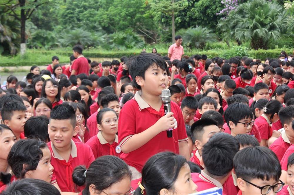 Một số hình ảnh tại buổi tuyên truyền.