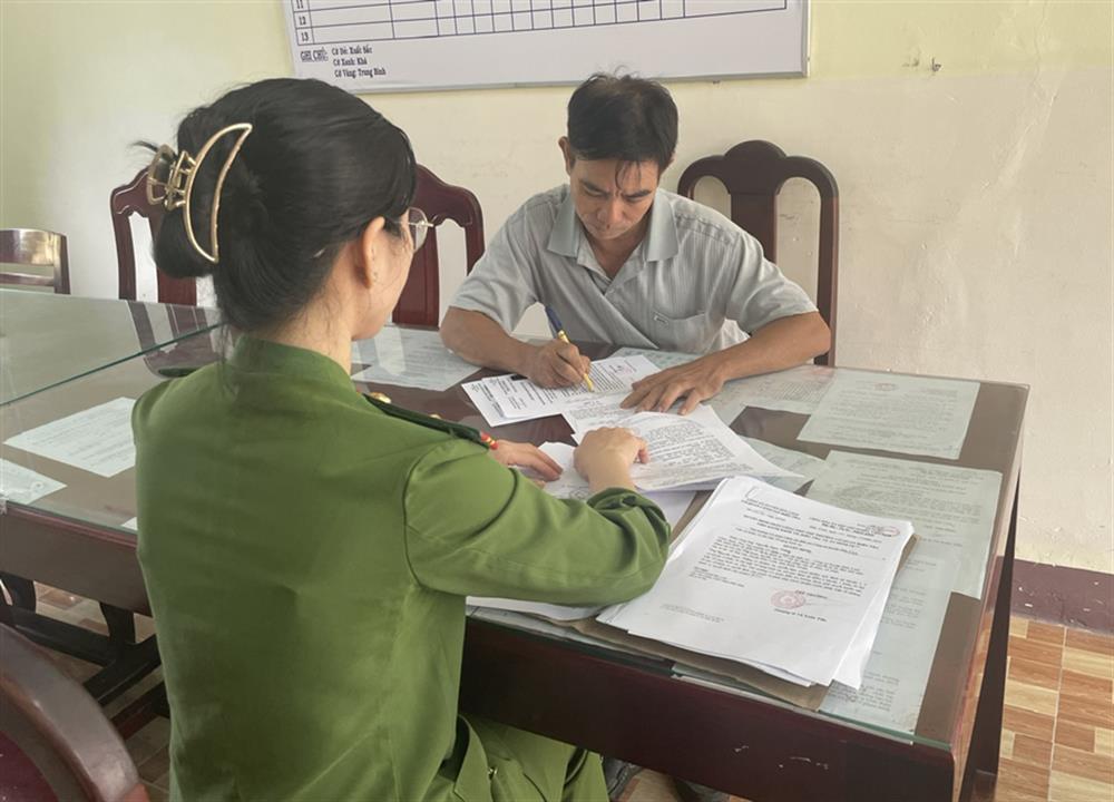 Đối tượng Nguyễn Thanh Huy tại Cơ quan Công an.