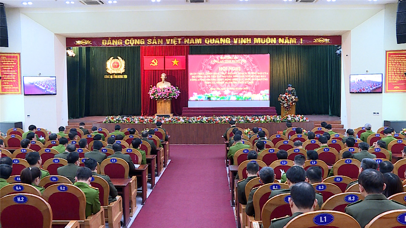 Toàn cảnh hội nghị.
