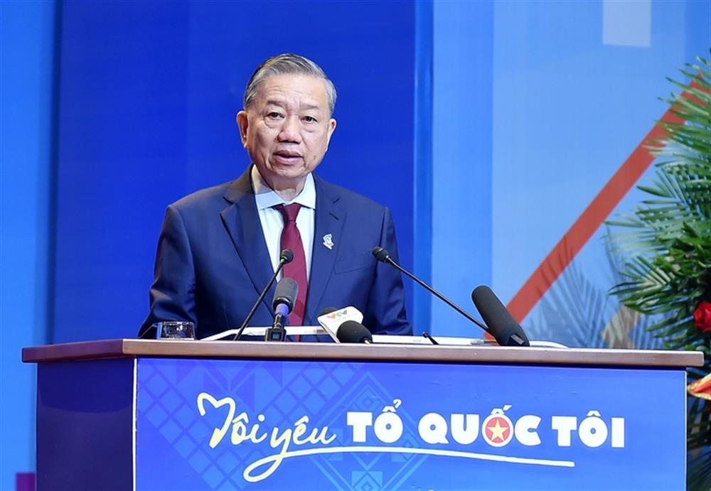 Tổng Bí thư Tô Lâm phát biểu tại phiên trọng thể Đại hội đại biểu toàn quốc Hội Liên hiệp Thanh niên Việt Nam khóa IX, nhiệm kỳ 2024-2029 vào tháng 12/2024.