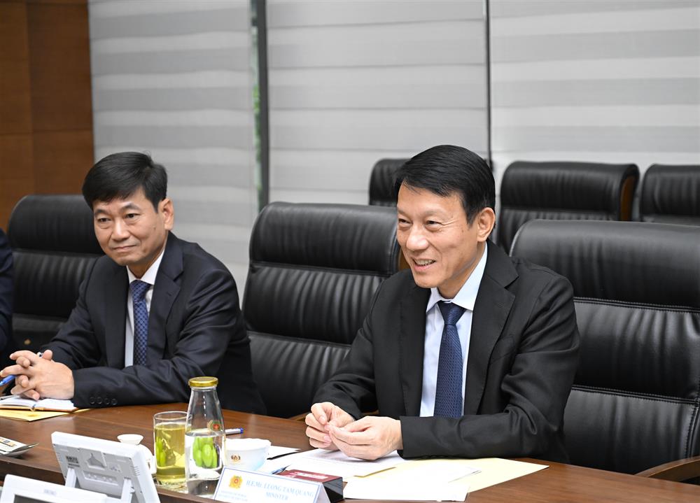Bộ trưởng Lương Tam Quang tại buổi tiếp.