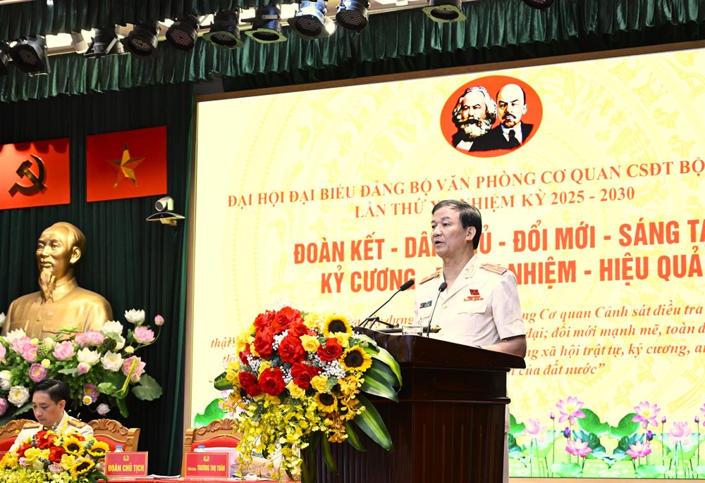Thiếu tướng Trần Minh Tiến, Chánh Văn phòng Cơ quan 
