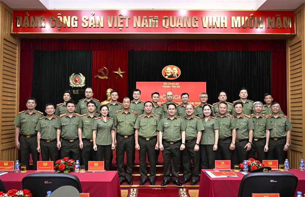 Các đại biểu dự Hội nghị.