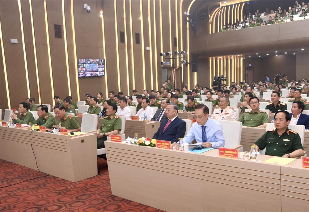 Tổng Bí thư Tô Lâm cùng các đại biểu dự Hội nghị.