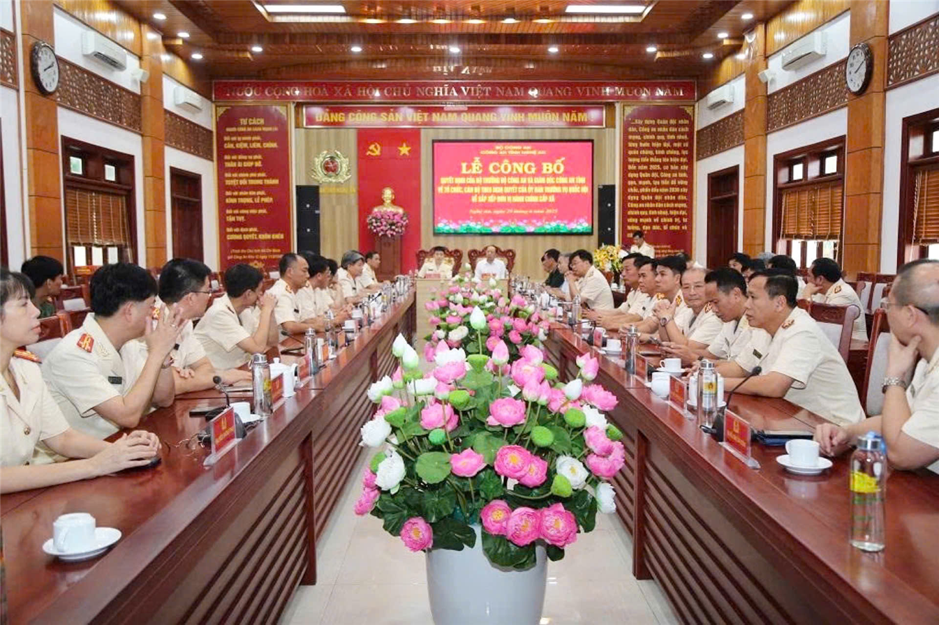 Toàn cảnh Hội nghị.