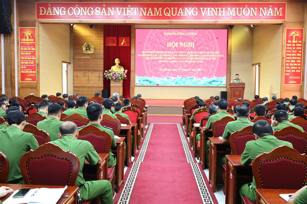 Toàn cảnh Hội nghị.