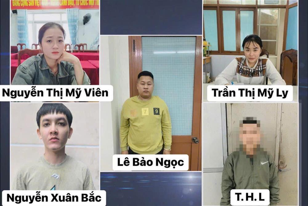 05 đối tượng bị khởi tố, cấm đi khỏi nơi cư trú.