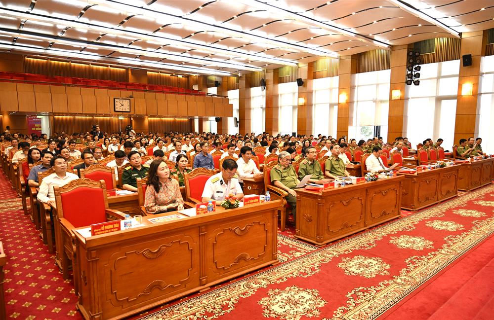 Các đại biểu dự Hội nghị.