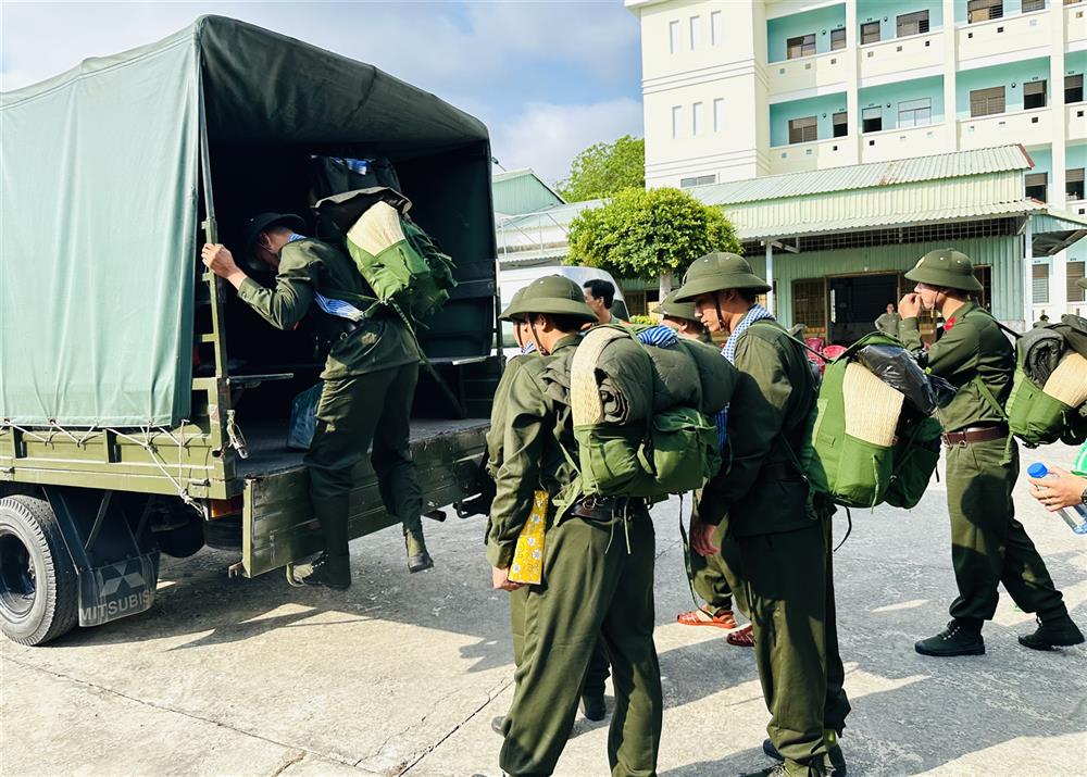 Bạc Liêu: Công an tỉnh Bạc Liêu tổ chức giao, nhận 260 công dân được tuyển chọn thực hiện nghĩa vụ tham gia CAND.