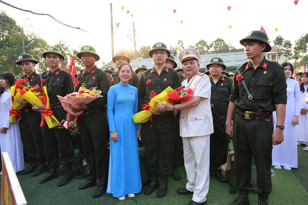 Cần Thơ: Năm 2025, Công an TP Cần Thơ đã tuyển chọn được 562 công dân, đạt tỷ lệ 100% so với chỉ tiêu được giao.