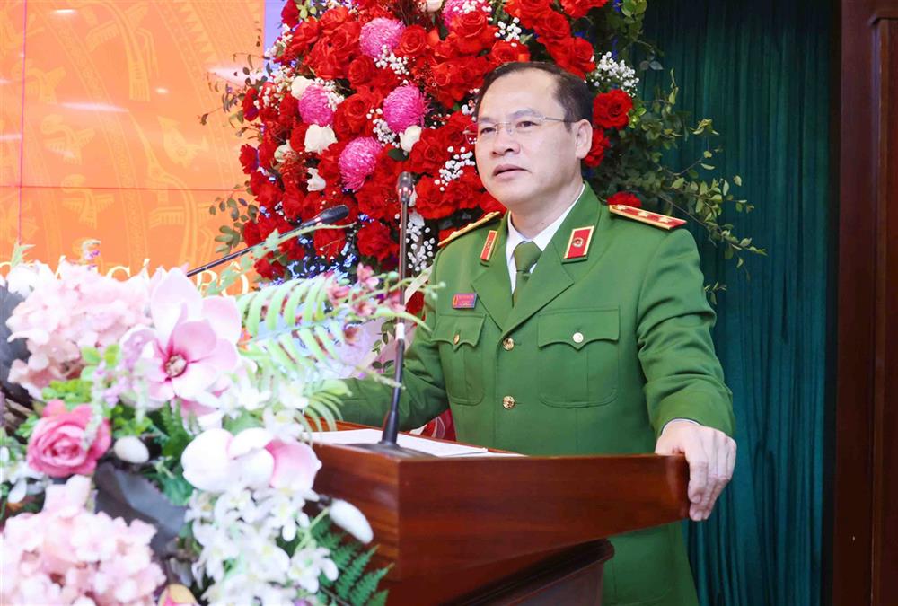 Thứ trưởng Nguyễn Văn Long phát biểu tại buổi Lễ.