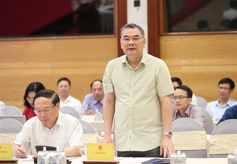 Trung tướng Tô ÂN Xô trả lời tại buổi họp báo Chính phủ tháng 7/2023.