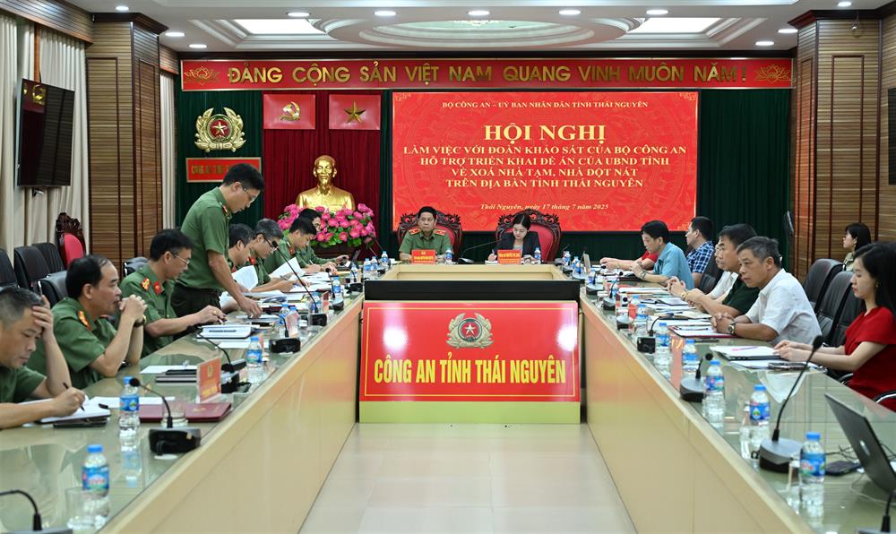 Toản cảnh Hội nghị.