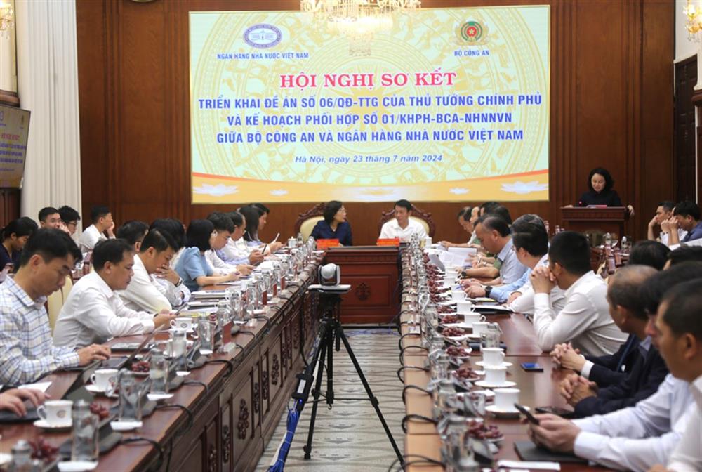 Toàn cảnh Hội nghị.